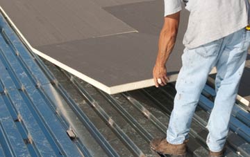 benefits of insulating Cefn Berain flat roofing